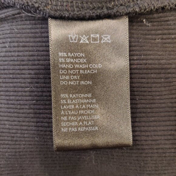 Urban Outfitters Black Ribbed  Fitted Turtleneck Medium - Picture 5 of 5